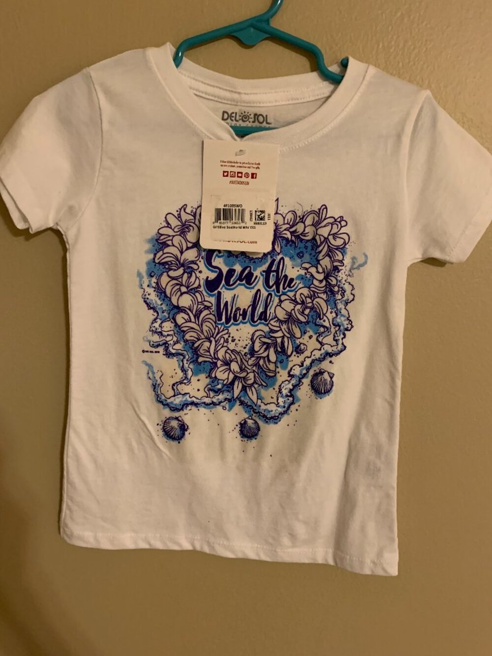DEL SOL TEE SHIRT  SEA THE WORLD  NWT